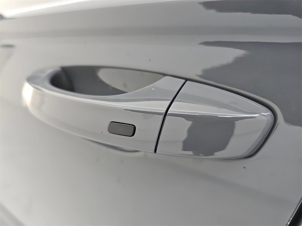 Used 2024 Volkswagen Taos SE image 47