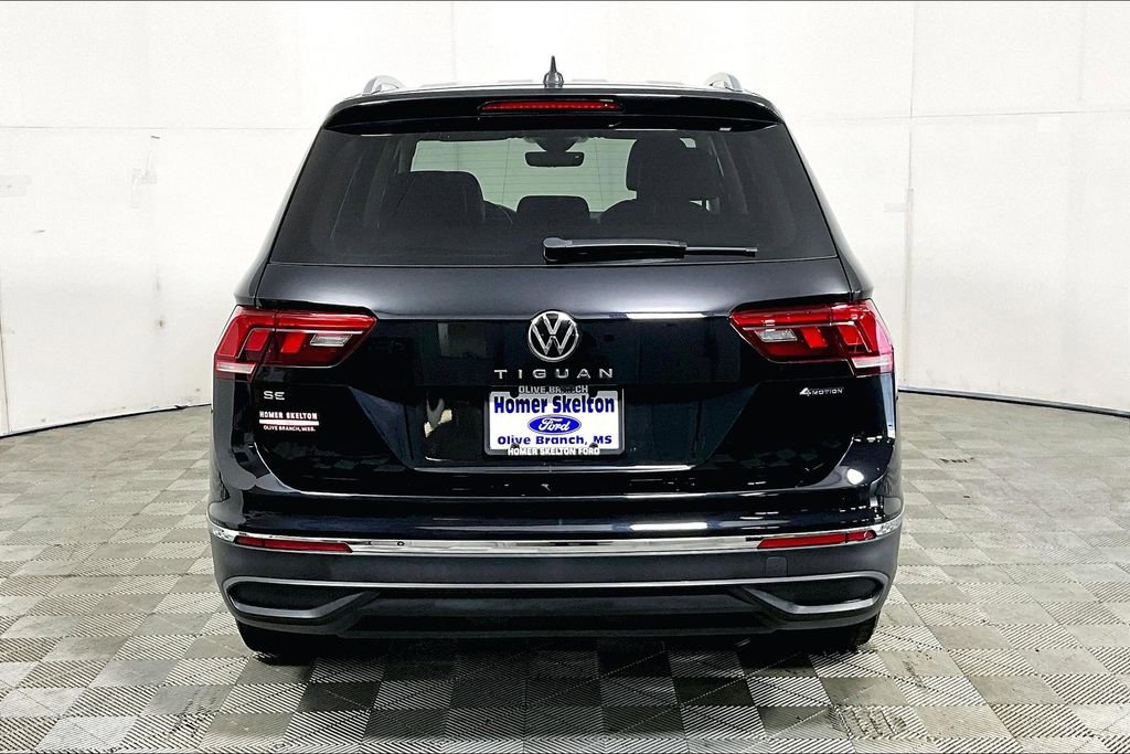 Used 2022 Volkswagen Tiguan SE image 4