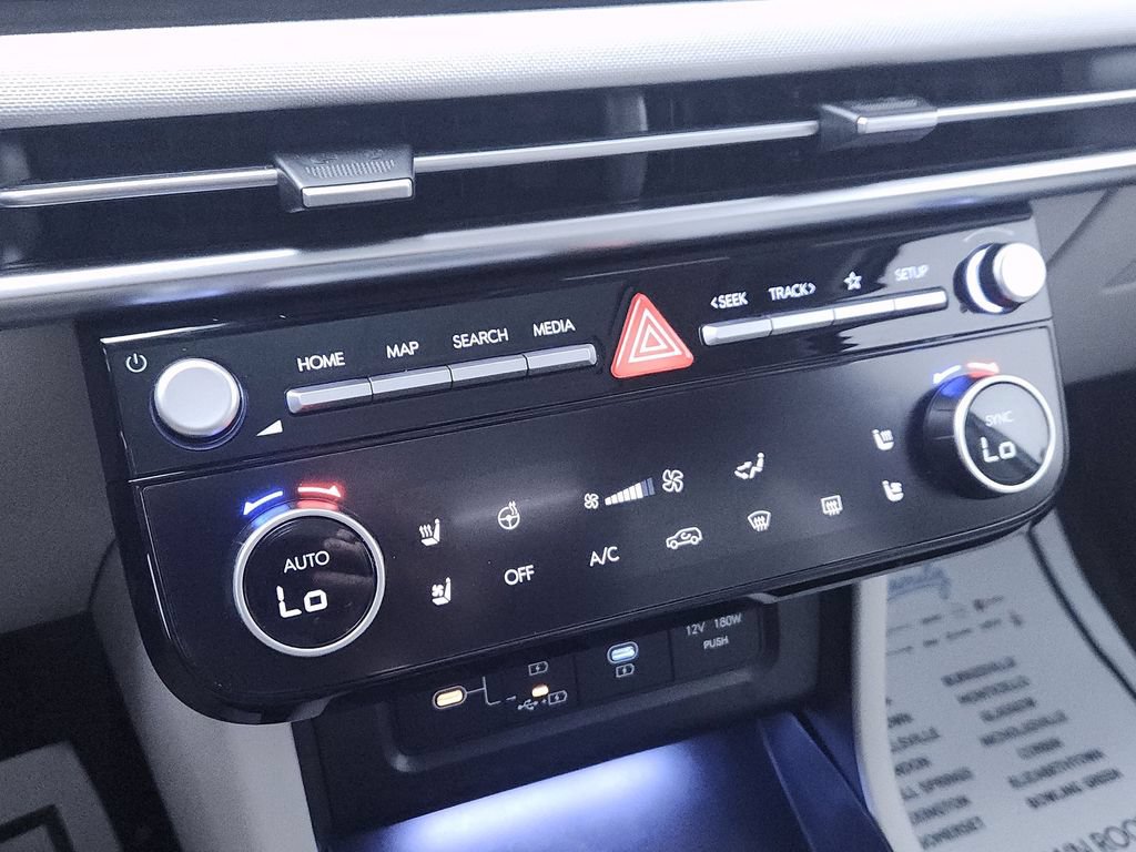 Used 2025 Hyundai Tucson Limited FWD image 19