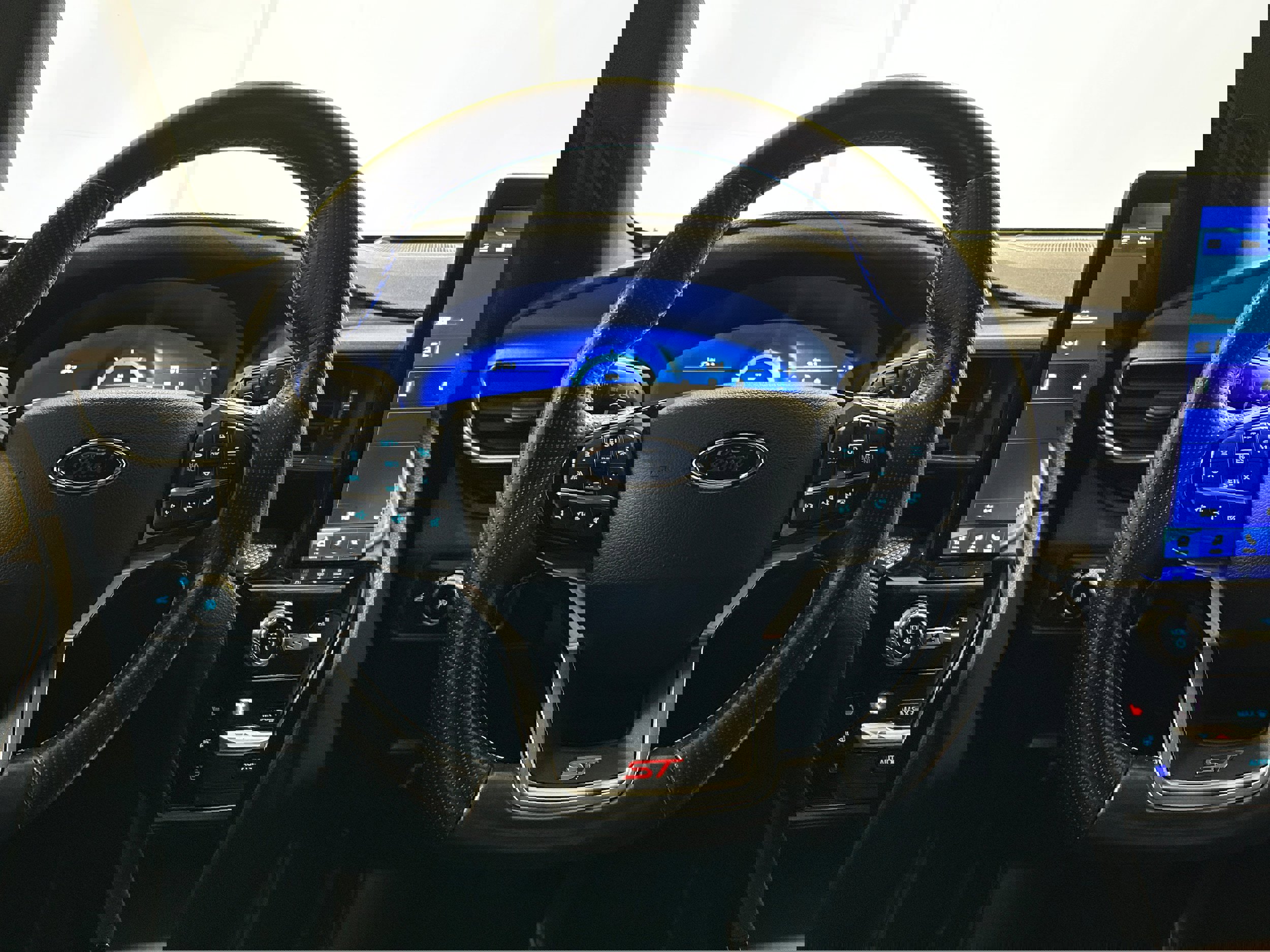 Used 2021 Ford Explorer ST w/ Equipment Group 401A image 13