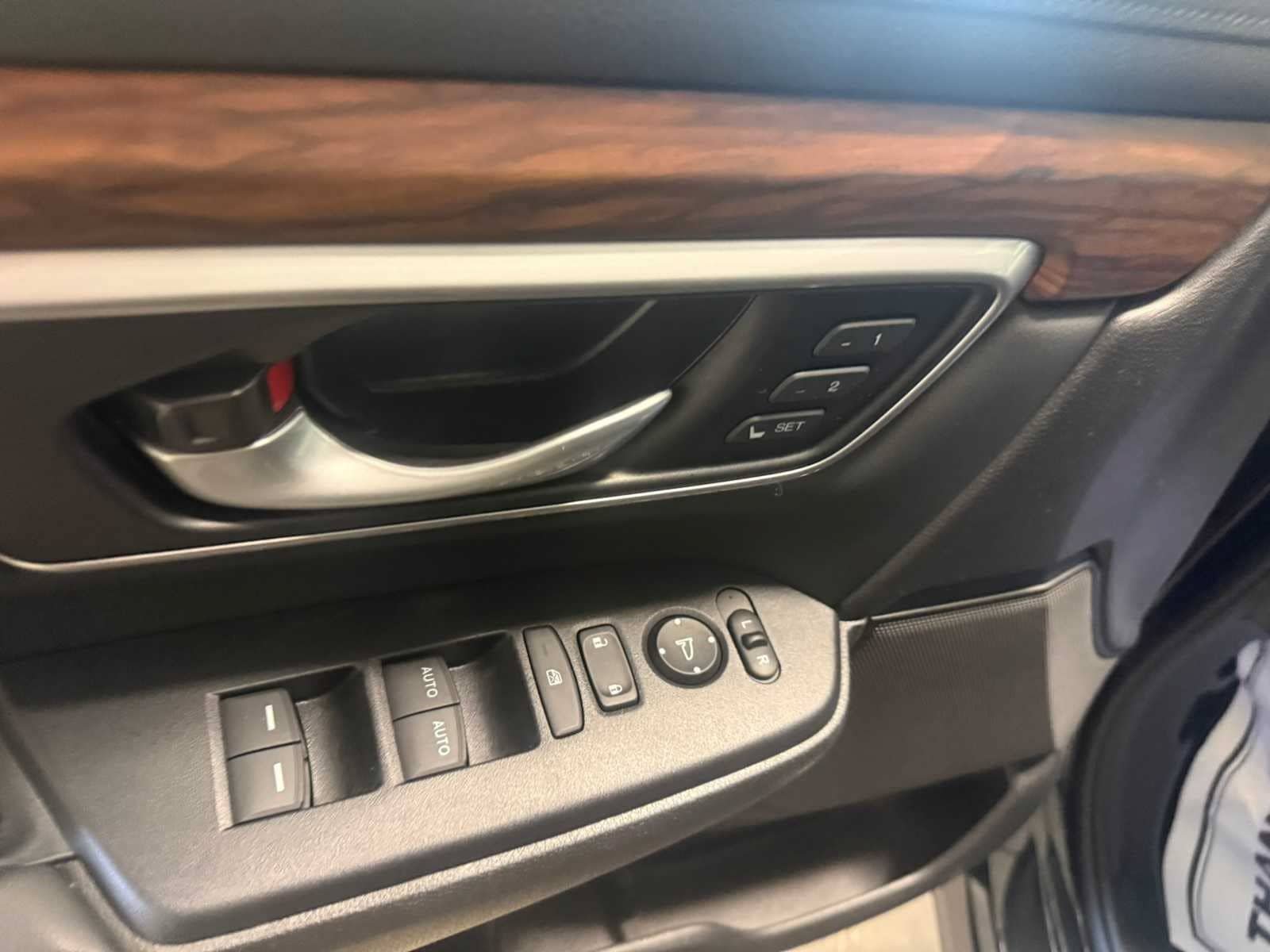 Used 2022 Honda CR-V Touring image 21