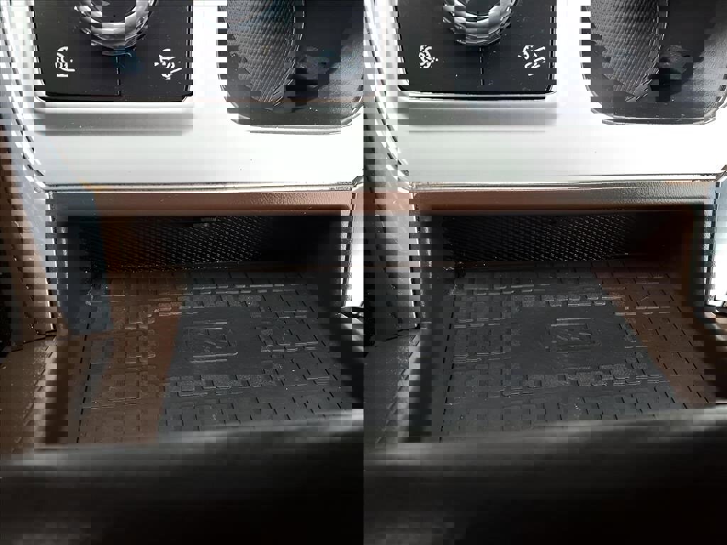 Used 2022 Ford Explorer King Ranch w/ Class IV Trailer Tow Package image 25