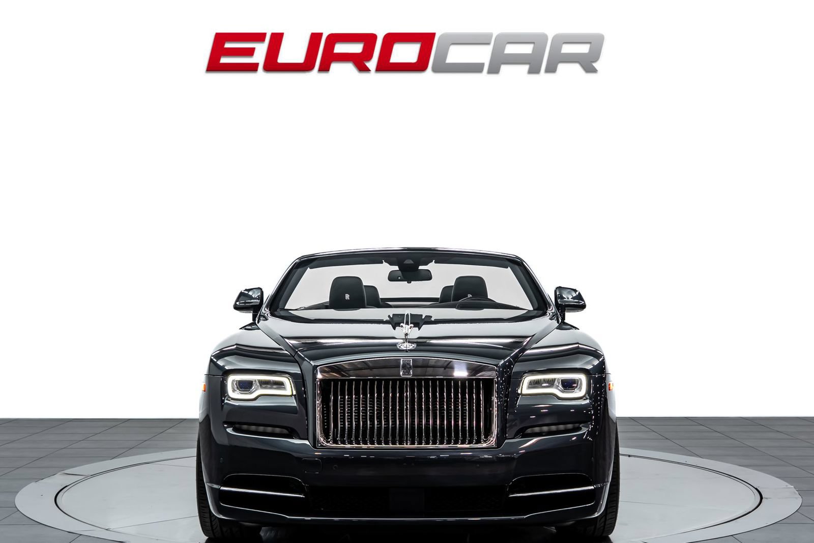 Used 2018 Rolls-Royce Dawn RWD image 10