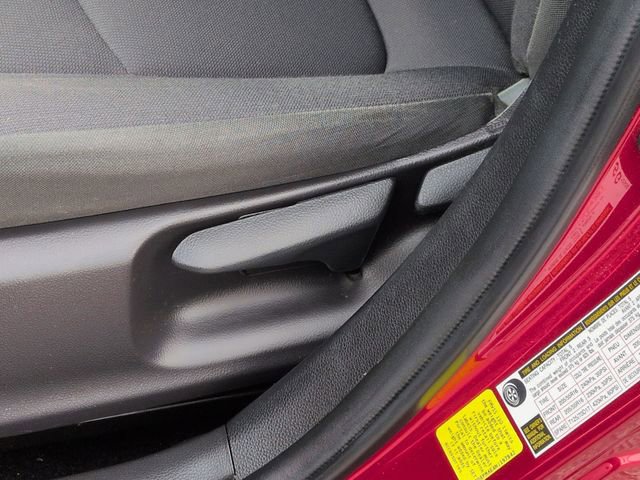 Used 2022 Toyota Corolla LE image 17