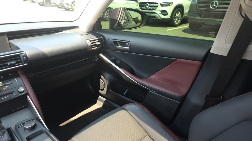 Used 2018 Lexus IS 300 w/ Accessory Package 2 RWD image 27
