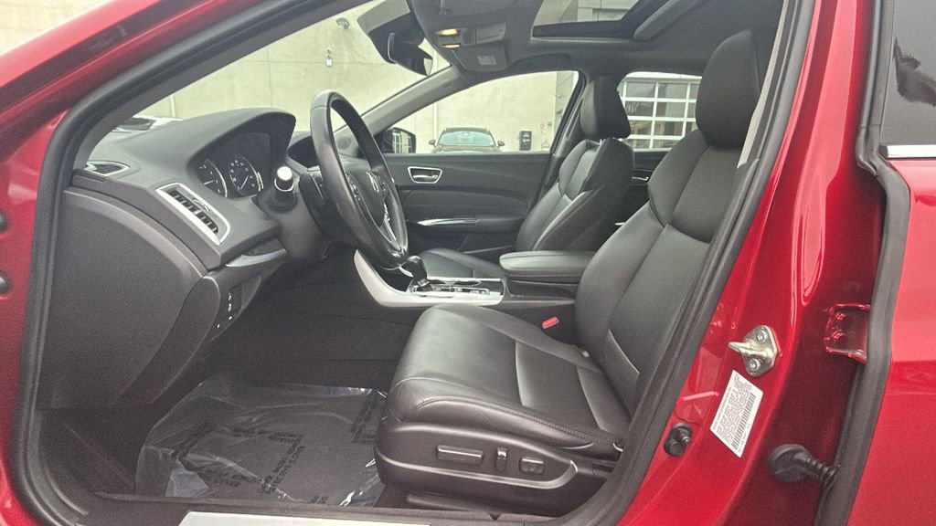 Used 2020 Acura TLX image 30