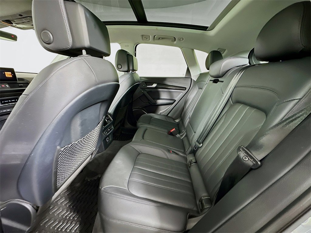 Used 2018 Audi Q5 2.0T Premium Plus w/ Premium Plus Package image 4