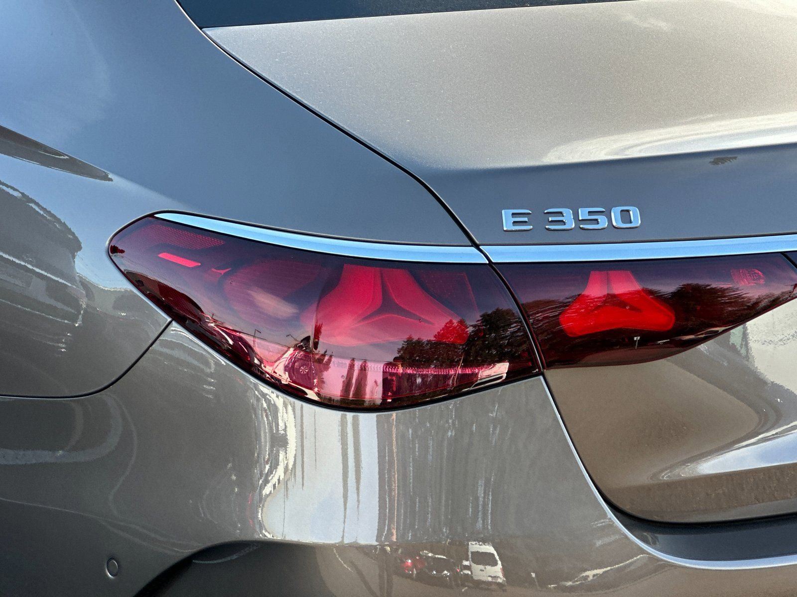 New 2026 Mercedes-Benz E 350 4MATIC Sedan image 25