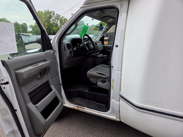 Used 2018 Ford E-350 and Econoline 350 Super Duty w/ Power Windows & Locks Group RWD image 11