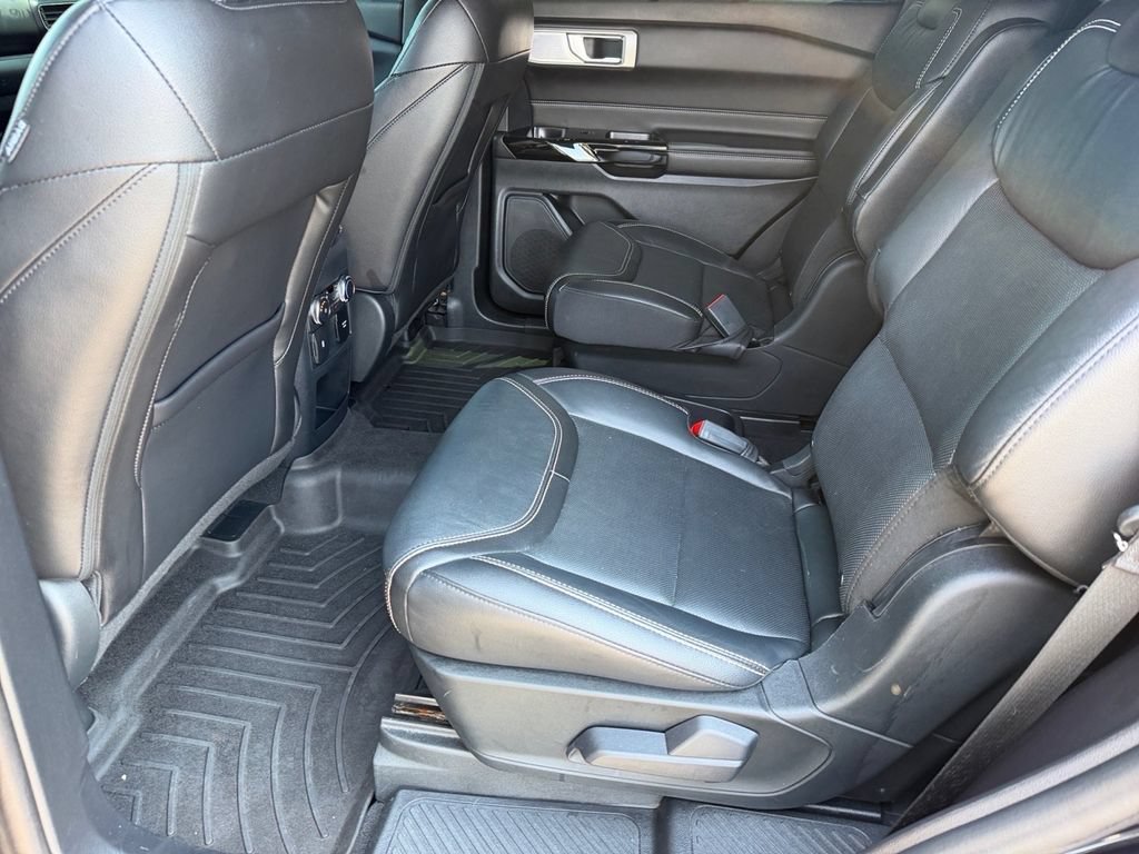 Used 2021 Ford Explorer ST w/ Equipment Group 401A AWD/4WD image 14