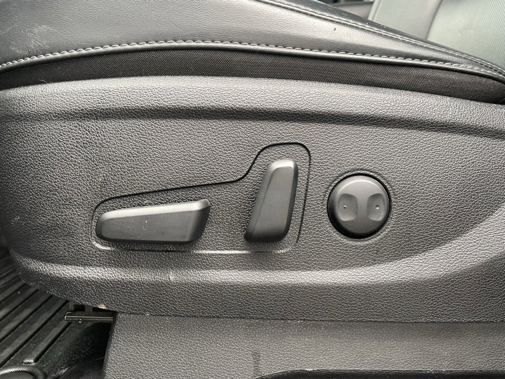 Used 2025 Kia Telluride S image 11