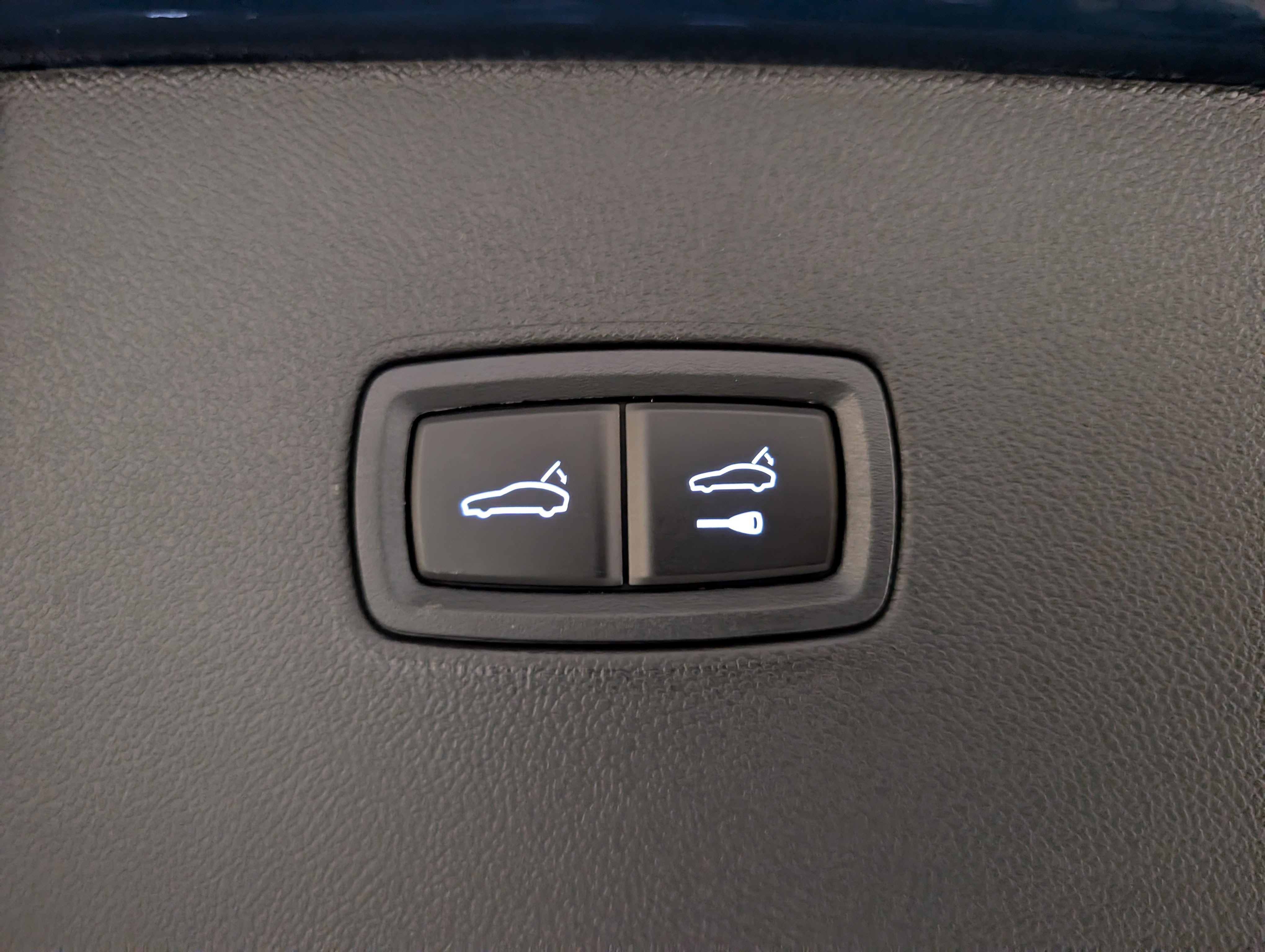 New 2026 Porsche Cayenne Coupe image 24