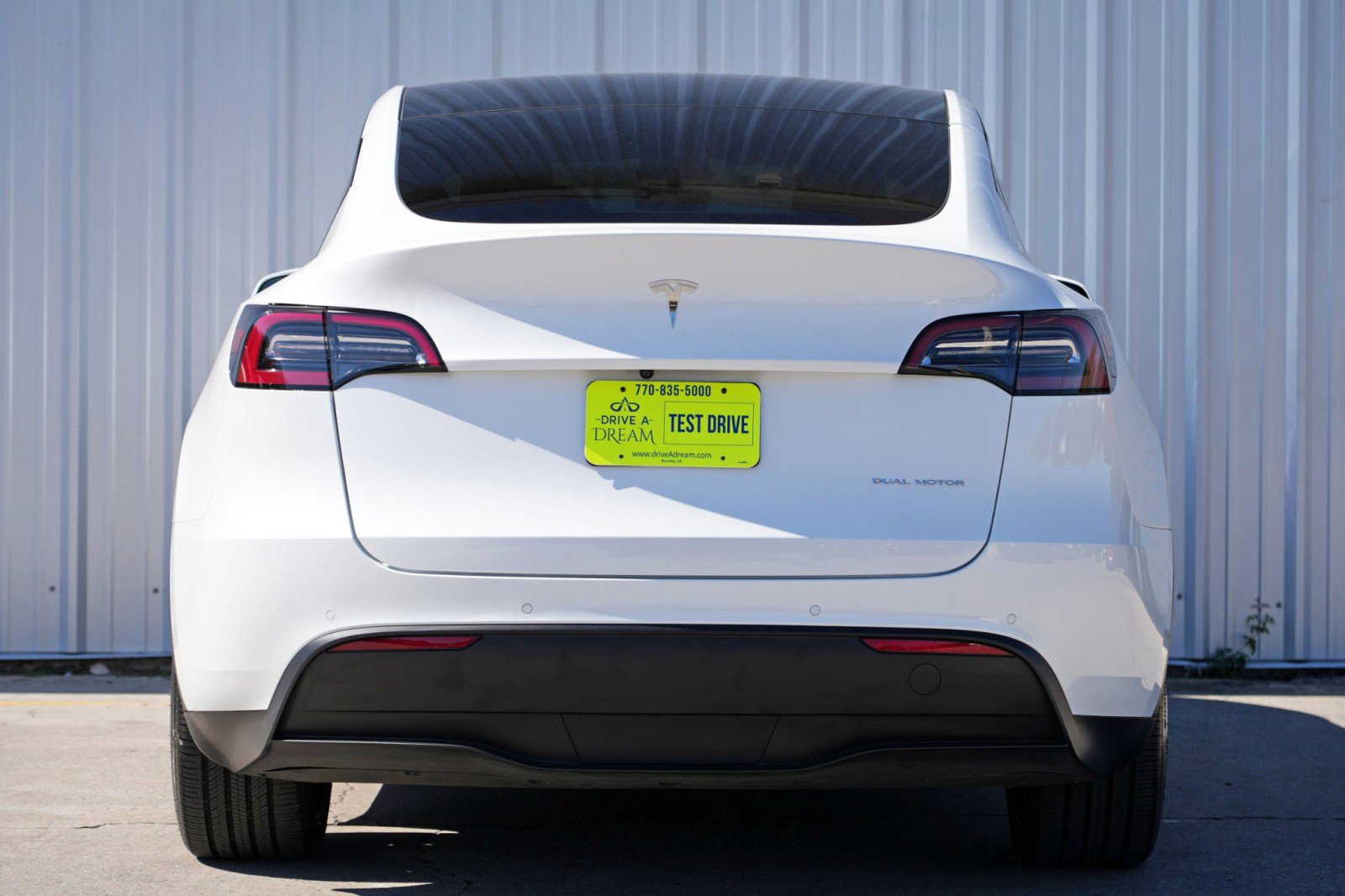 Used 2021 Tesla Model Y Long Range image 11