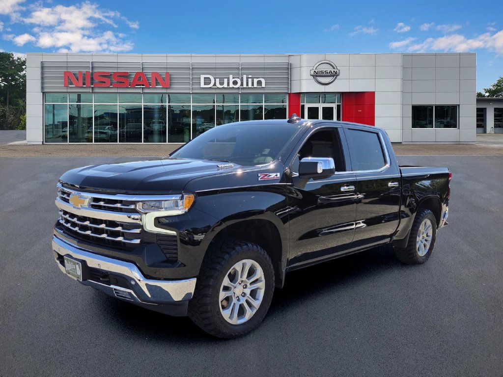 Used 2025 Chevrolet Silverado 1500 LTZ w/ LTZ Premium Package