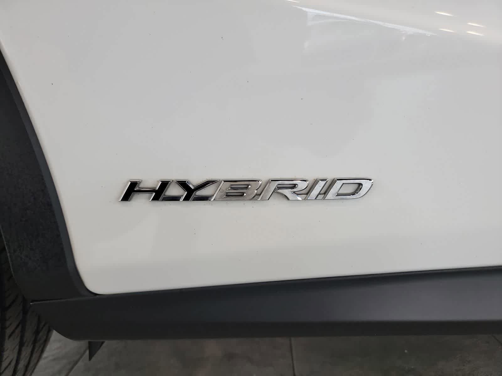 Used 2022 Lexus RX 450h F Sport w/ Cold Area Package (CT) AWD/4WD image 8