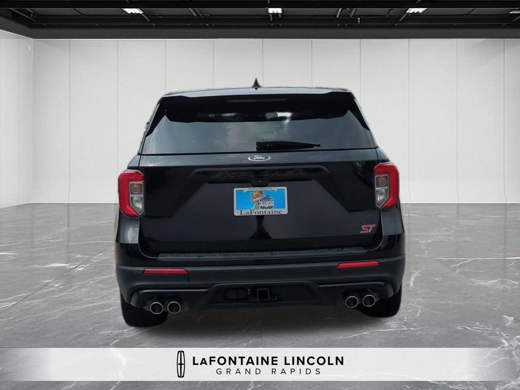 Used 2022 Ford Explorer ST w/ Equipment Group 401A image 4