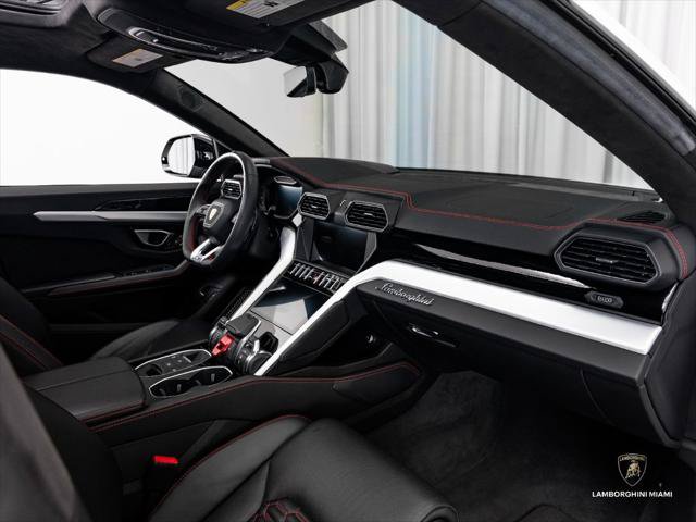 Used 2019 Lamborghini Urus AWD/4WD image 37