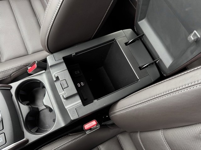 Certified 2025 MAZDA CX-5 Signature image 23