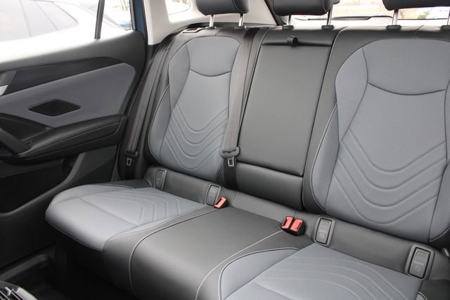 New 2026 Volkswagen Tiguan SE image 22