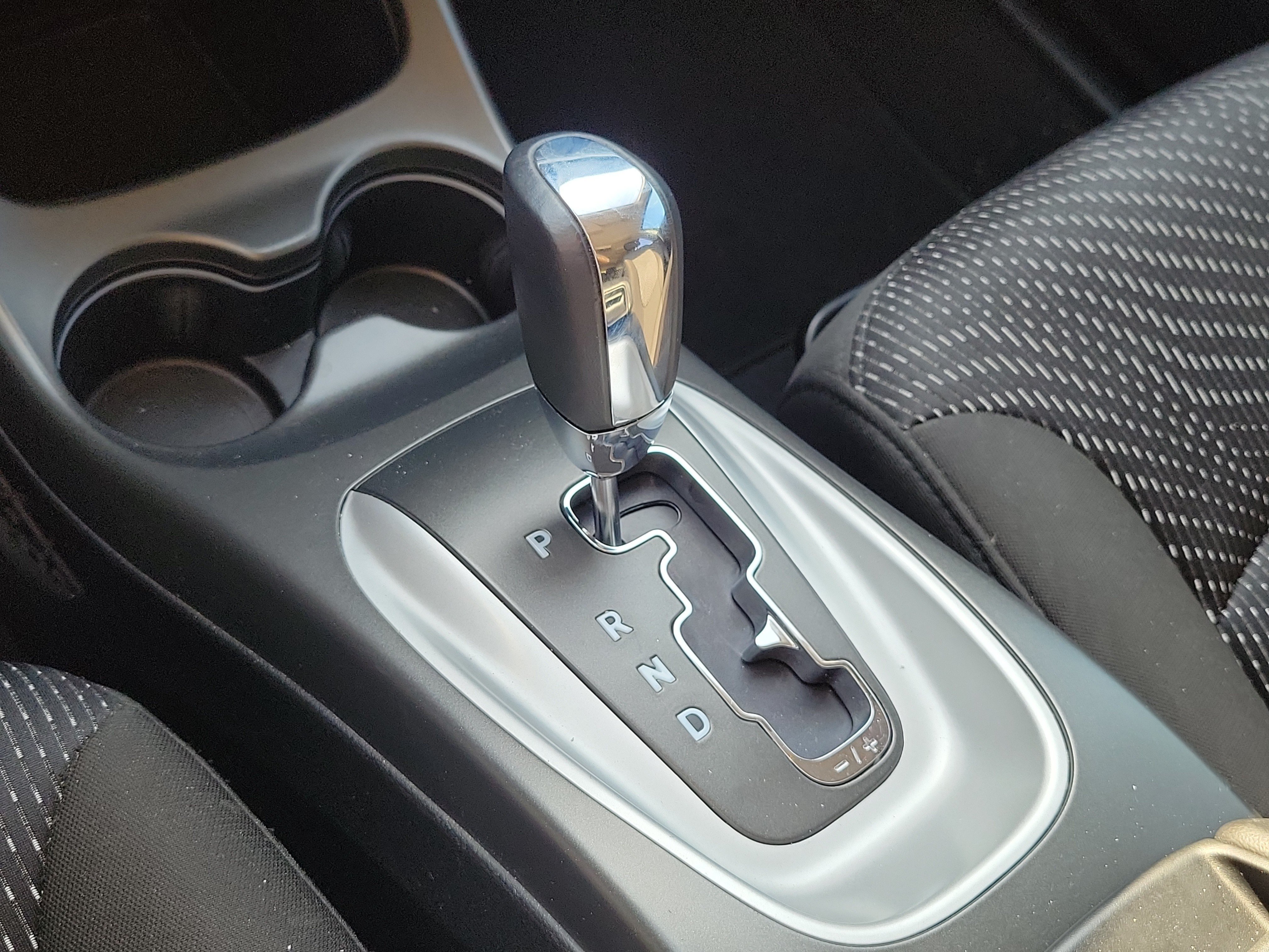 Used 2020 Dodge Journey SE w/ SE Popular Equipment Group FWD image 34