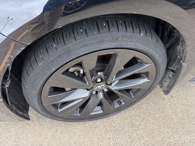 Used 2023 Toyota Corolla SE w/ Body Protecting Package (TMS) image 2