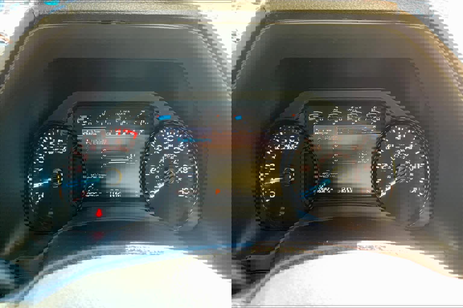 Used 2019 Ford F150 XLT w/ Equipment Group 302A Luxury AWD/4WD image 24