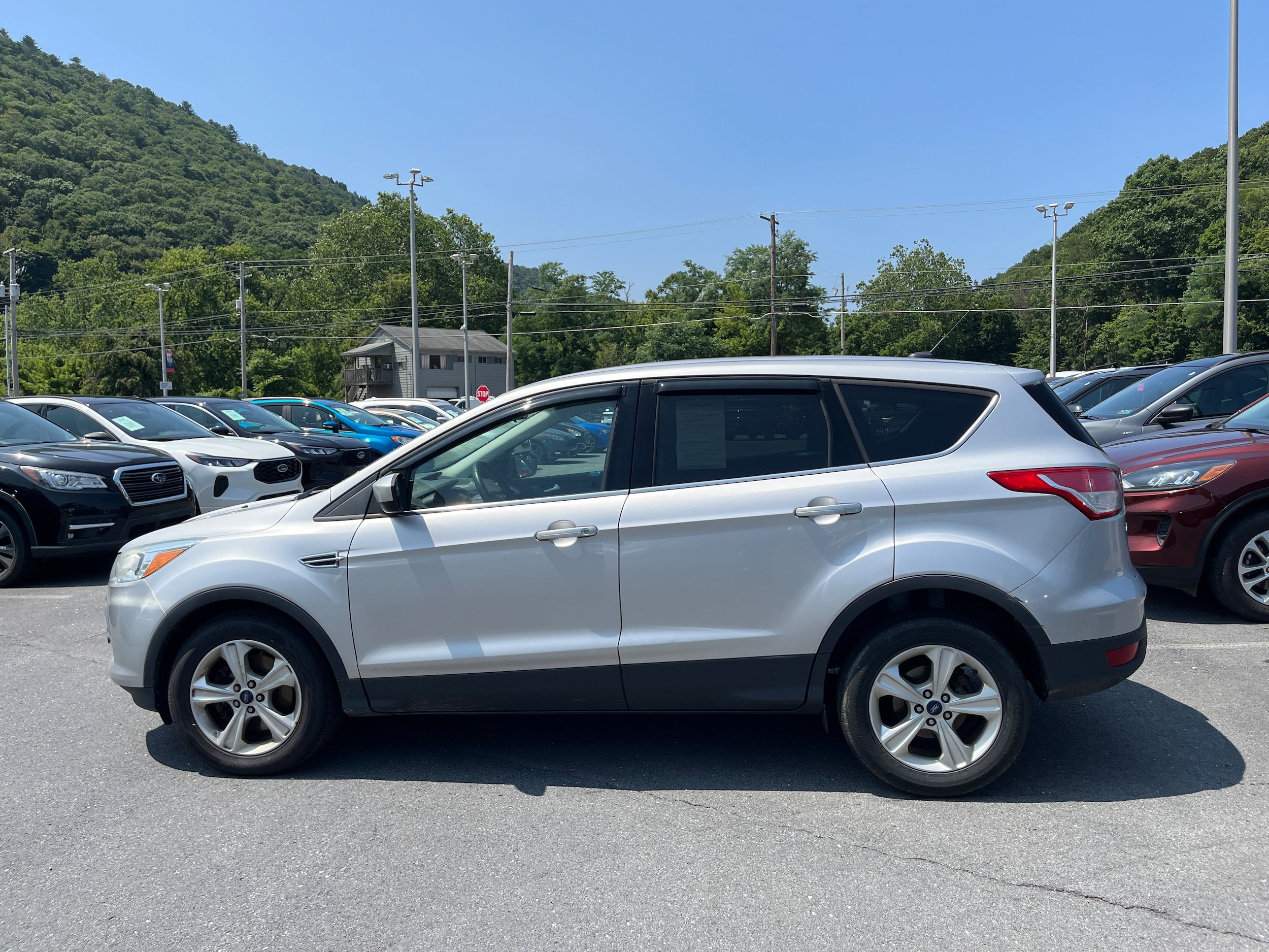 Used 2016 Ford Escape SE AWD/4WD image 7