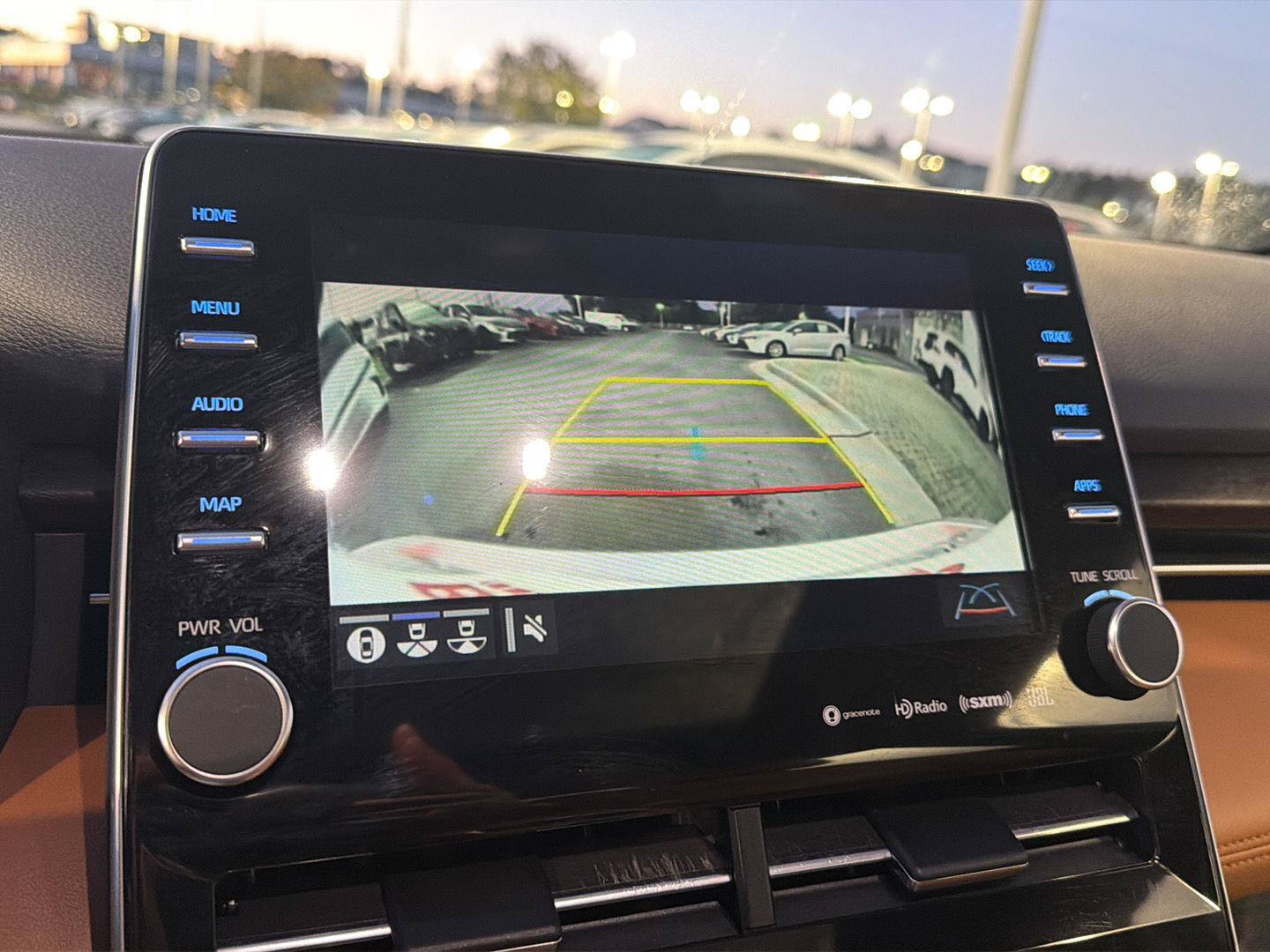 Used 2019 Toyota Avalon Limited w/ Advanced Safety Package FWD image 27