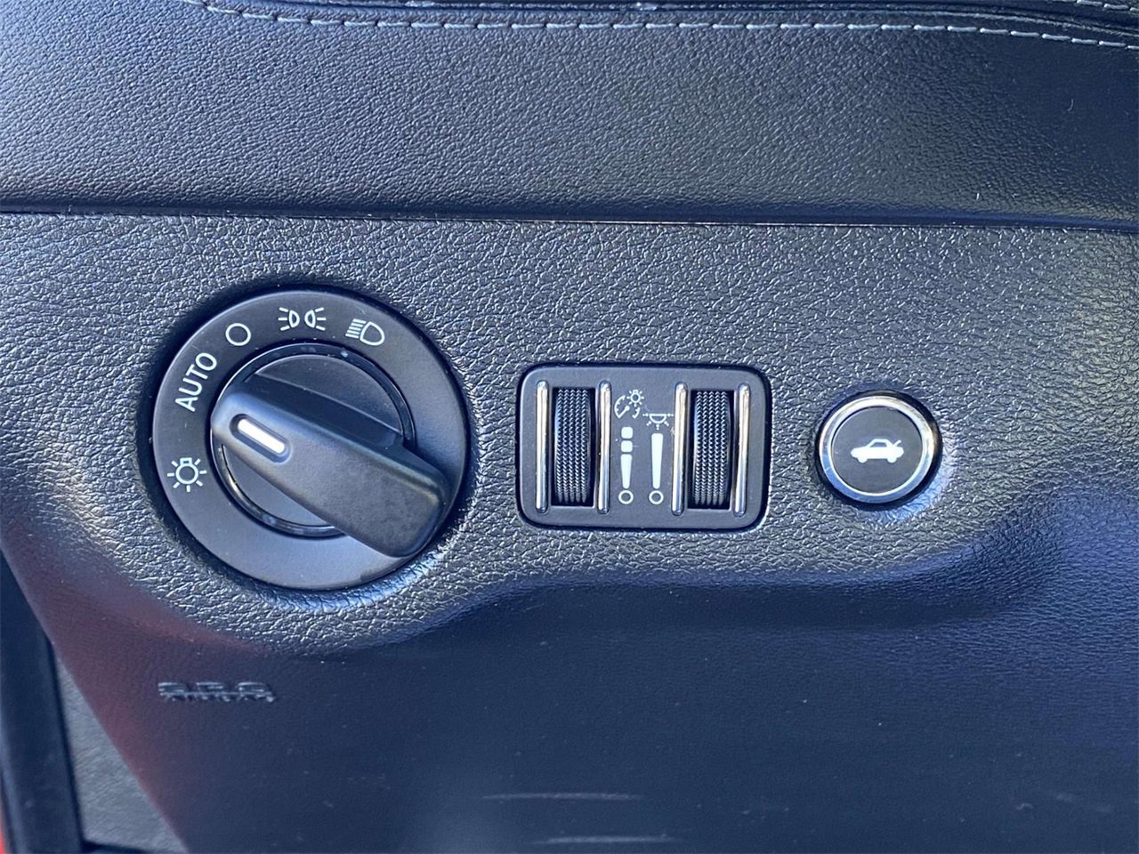 Used 2022 Dodge Charger SXT w/ Plus Group image 18