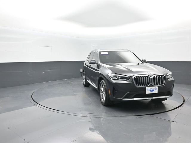 Used 2022 BMW X3 xDrive30i w/ Premium Package 2 AWD/4WD image 2