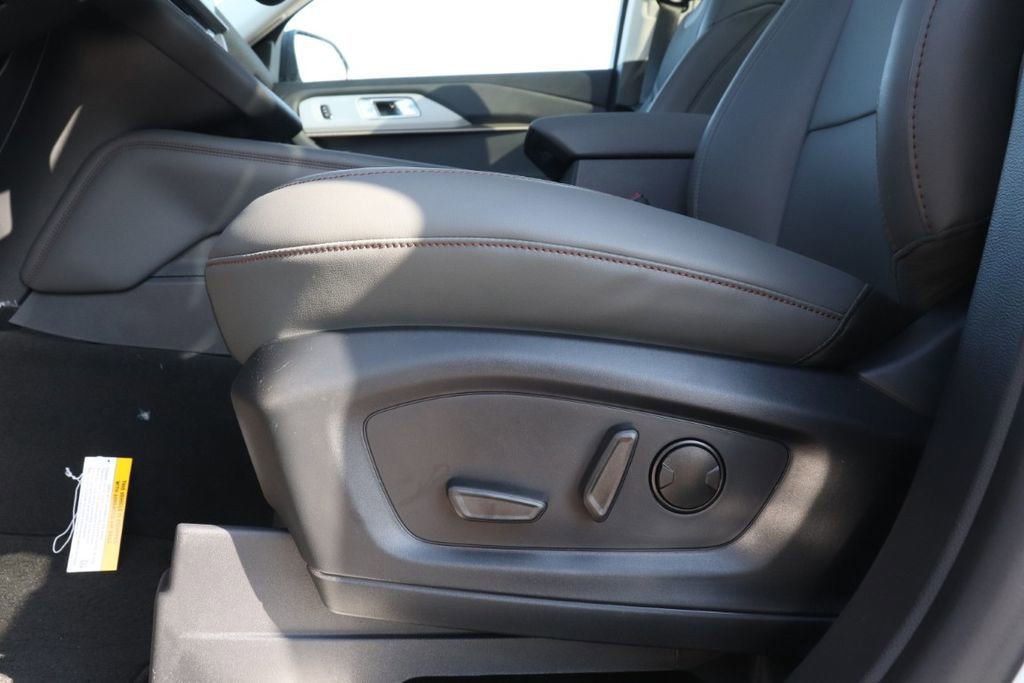 New 2026 Ford Explorer Active w/ Active Comfort Package image 39