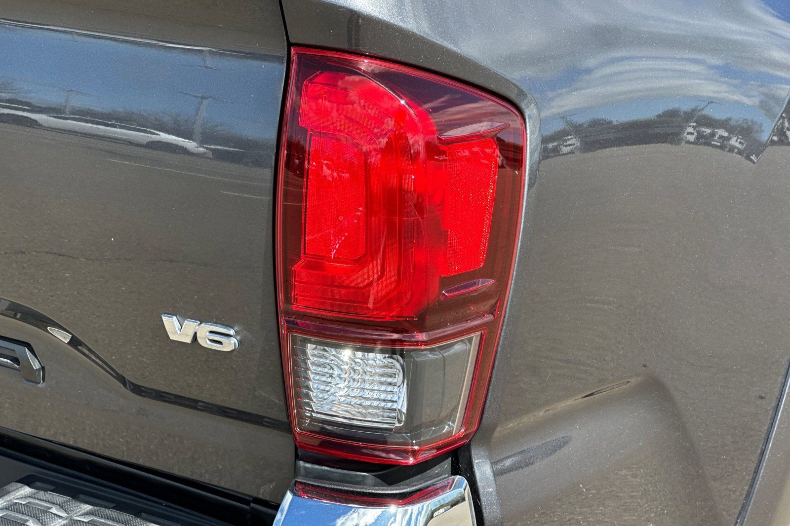 Certified 2022 Toyota Tacoma SR5 image 49