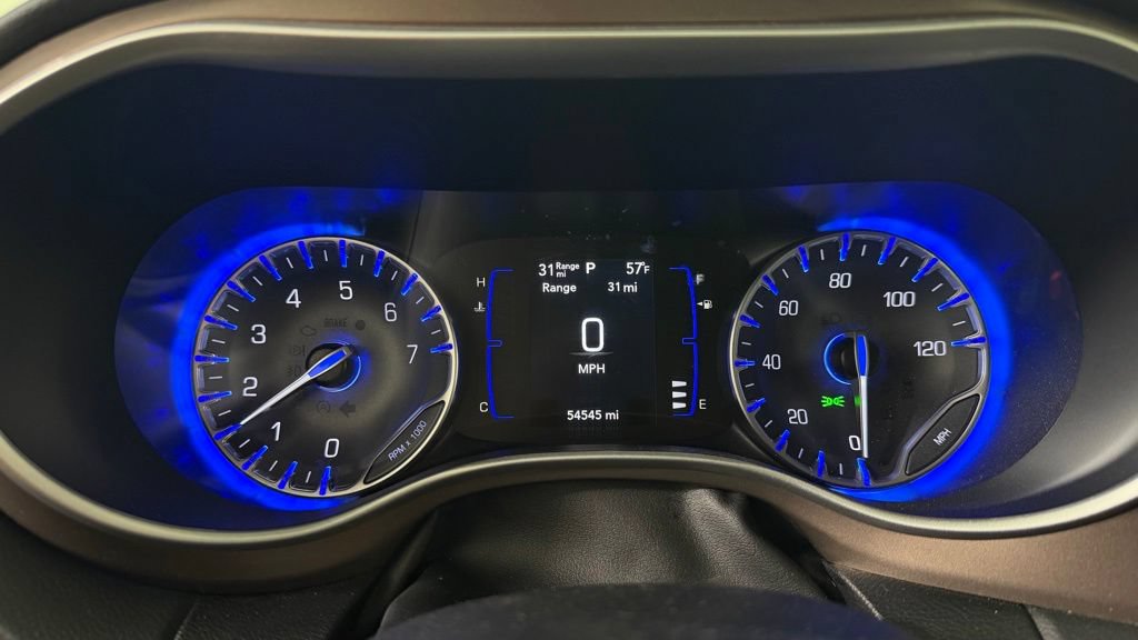 Used 2023 Chrysler Voyager LX FWD image 17