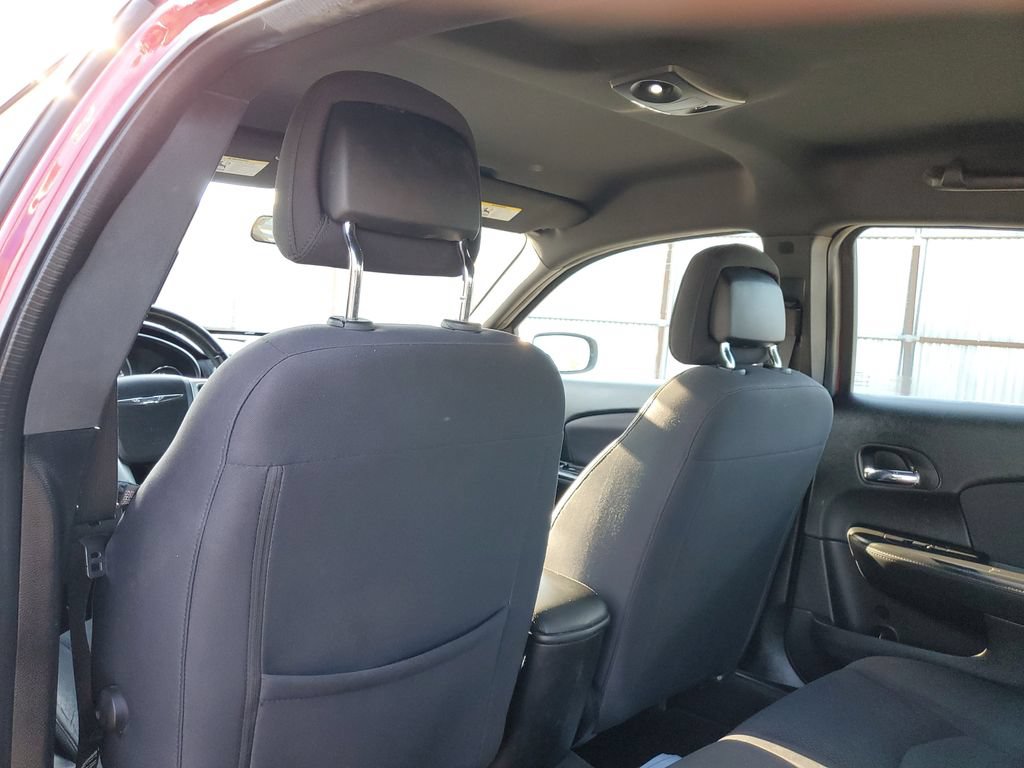 Used 2013 Chrysler 200 Touring FWD image 9