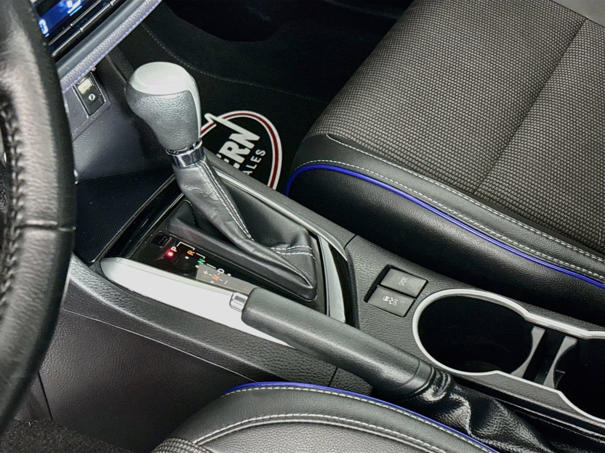 Used 2019 Toyota Corolla SE FWD image 29