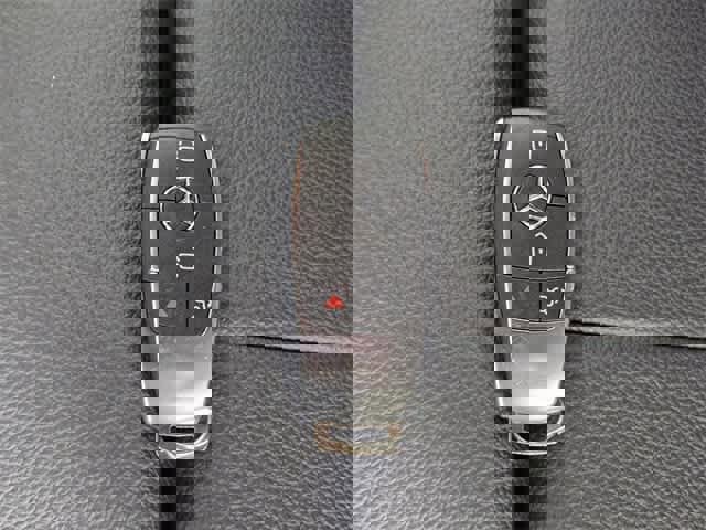 Certified 2025 Mercedes-Benz GLA 250 4MATIC image 78