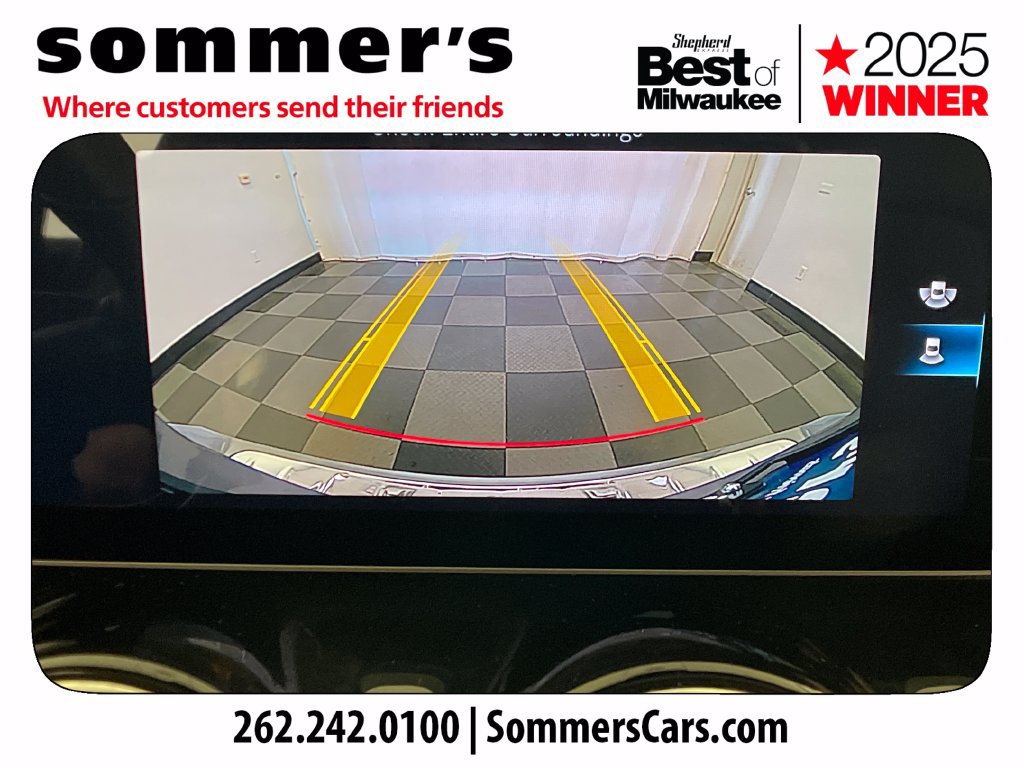 Used 2021 Mercedes-Benz GLB 250 4MATIC image 17