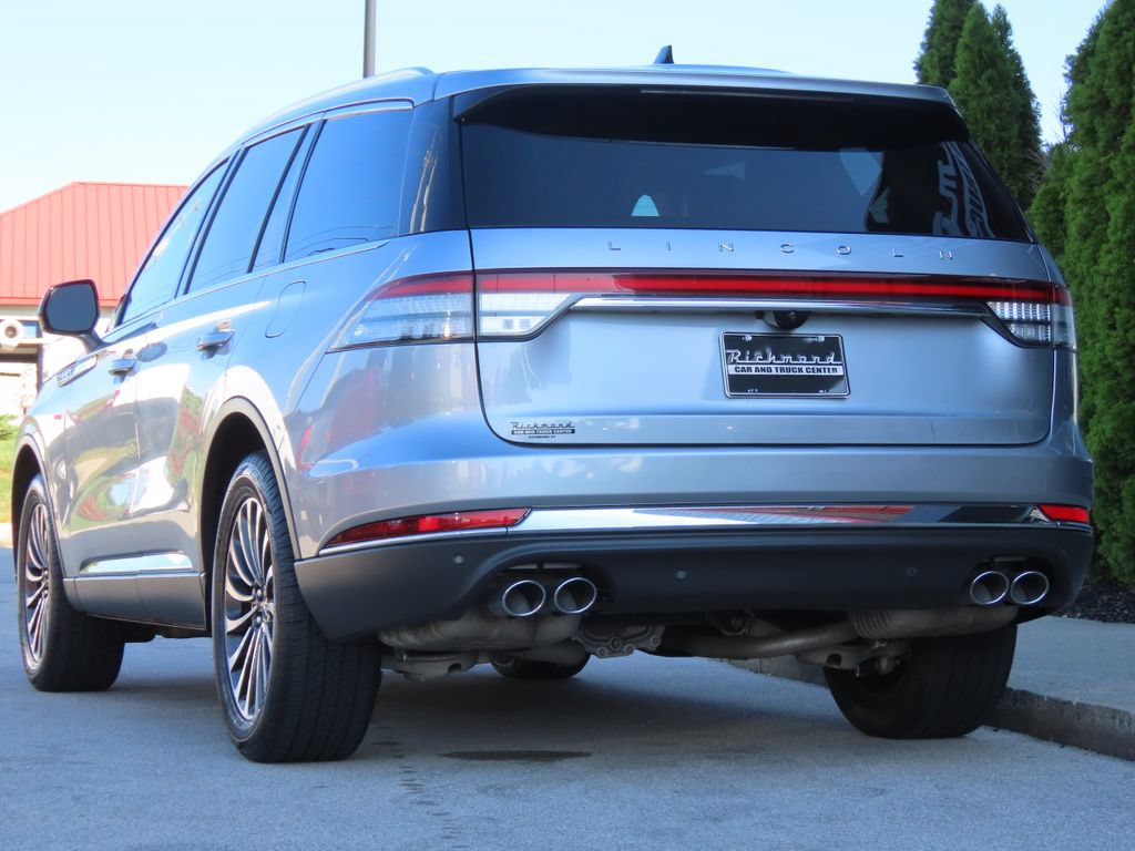 Used 2023 Lincoln Aviator AWD w/ Premium Package image 10
