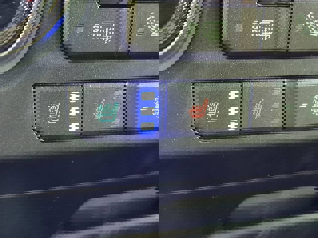 Used 2019 Ford F350 Platinum w/ Platinum Ultimate Package image 22