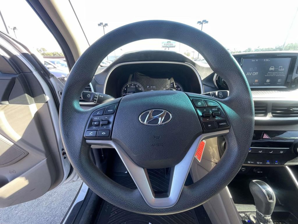Used 2021 Hyundai Tucson SE w/ Cargo Package image 21