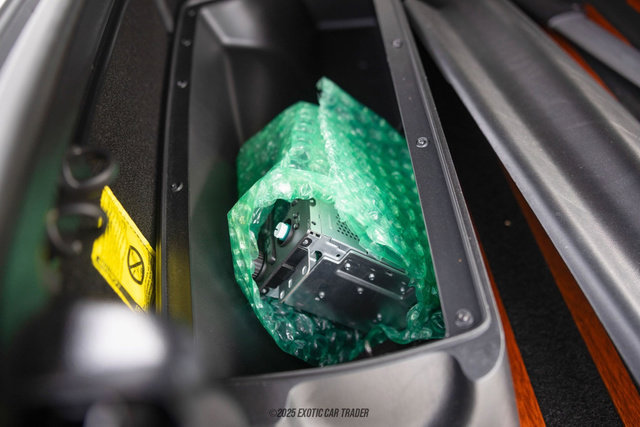 Used 2005 Chevrolet SSR w/ Preferred Equipment Group image 70