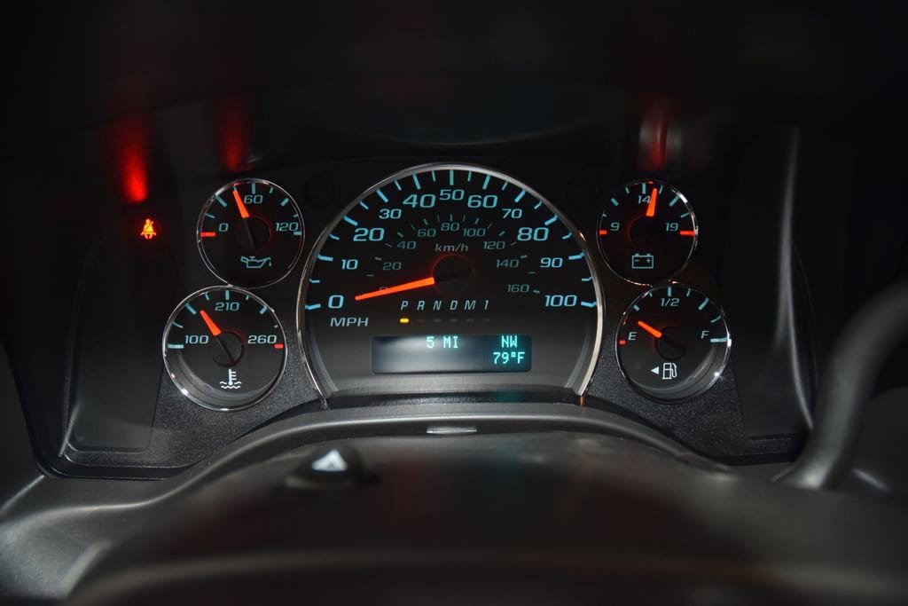 New 2026 Chevrolet Express 3500 Extended w/ Driver Convenience Package RWD image 31