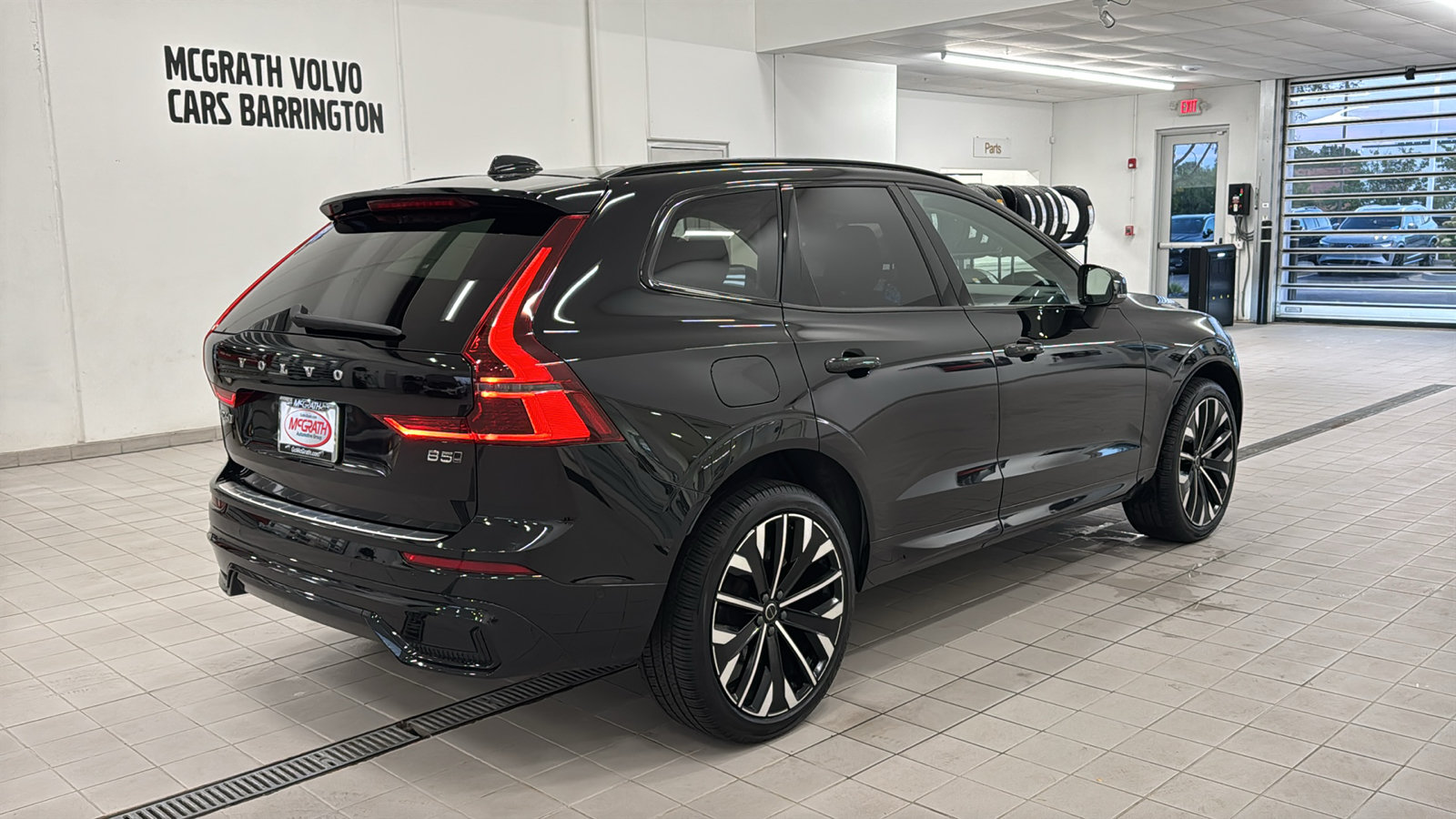 Used 2026 Volvo XC60 B5 Ultra AWD/4WD image 5