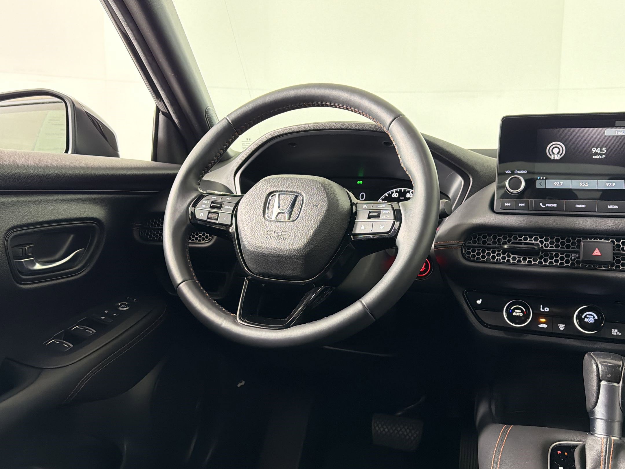 Used 2023 Honda HR-V Sport image 26