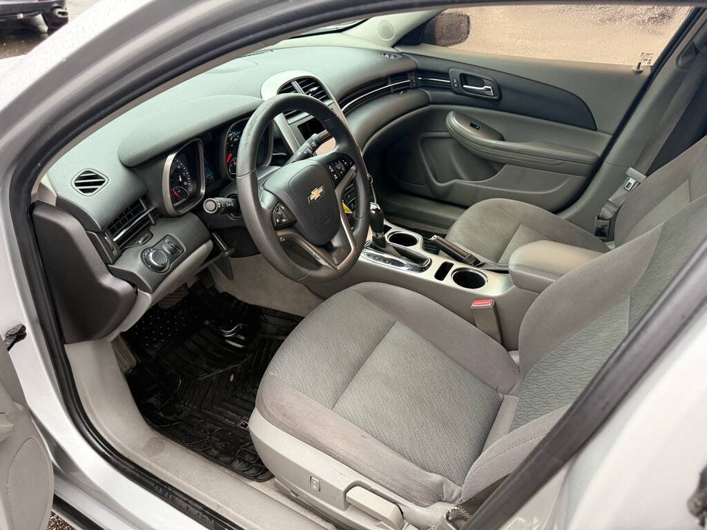 Used 2015 Chevrolet Malibu LS w/ Protection Package FWD image 12
