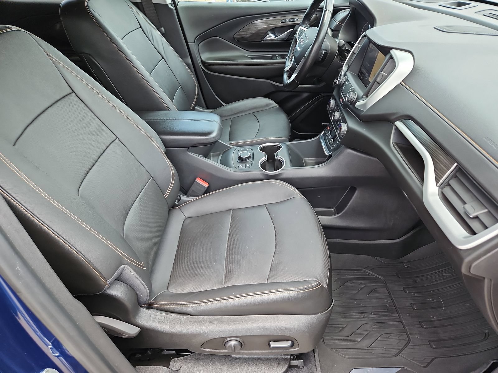Used 2021 GMC Terrain SLT w/ Infotainment Package II AWD/4WD image 15
