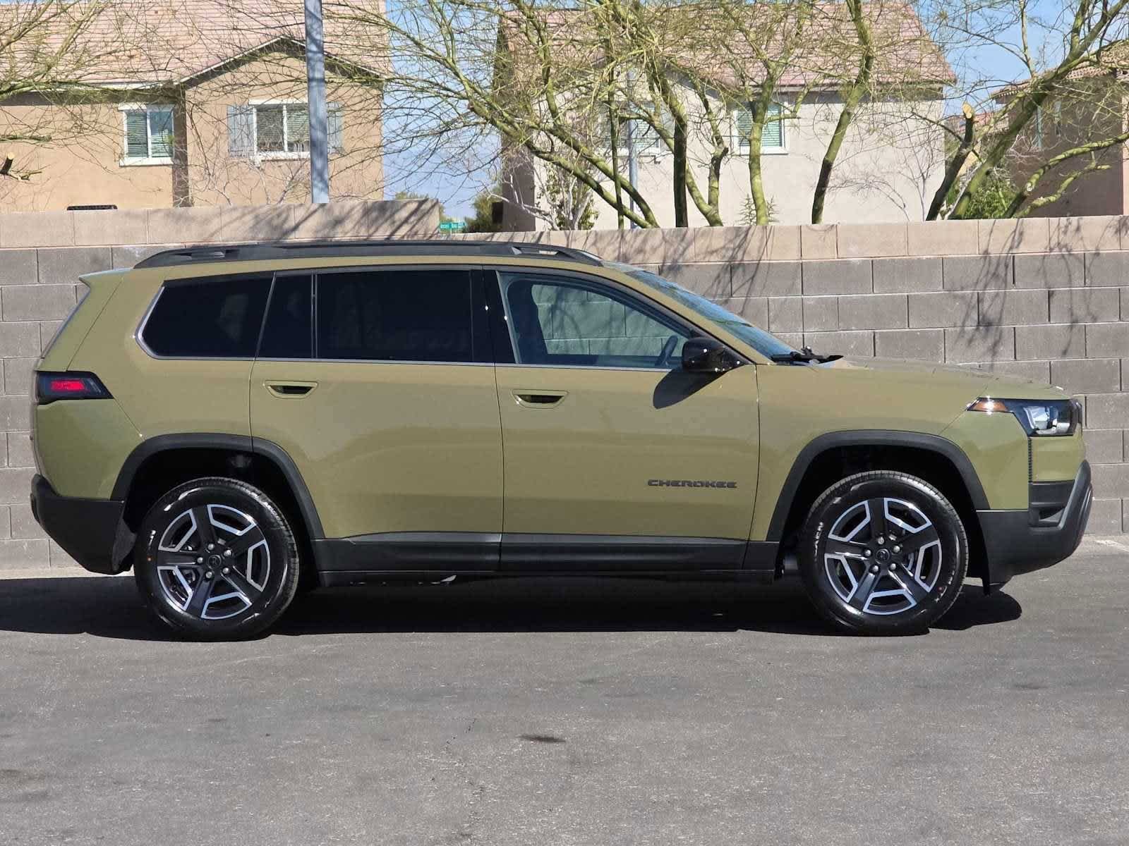 New 2026 Jeep Cherokee Laredo AWD/4WD image 97