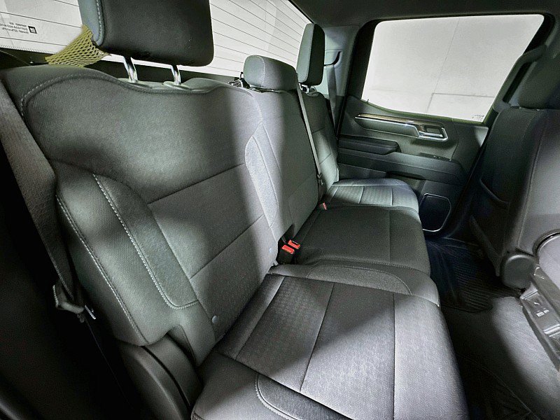 Used 2023 Chevrolet Silverado 1500 LT AWD/4WD image 26
