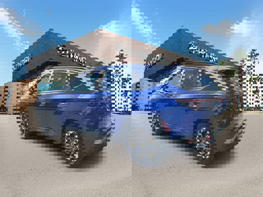 Used 2022 Hyundai Tucson SEL w/ Convenience Package image 2
