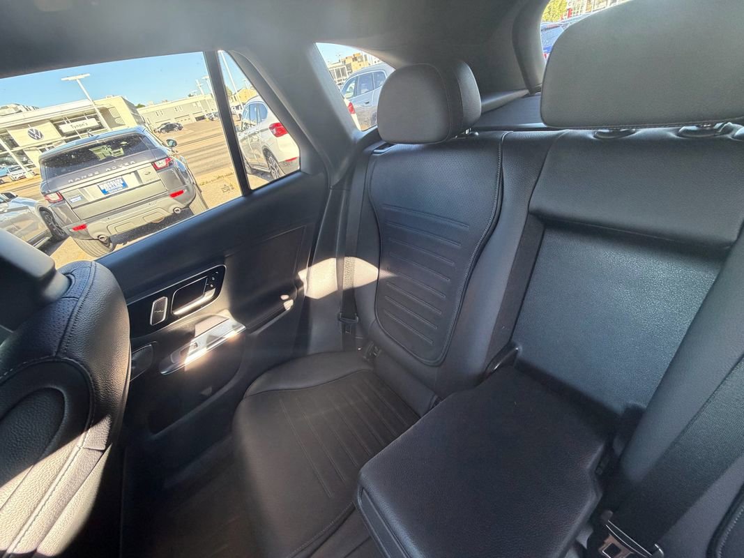 Used 2023 Mercedes-Benz GLC 300 4MATIC w/ AMG Line image 13